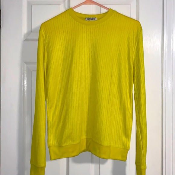 UNIQUE21 yellow long sleeve top. US size 6, scoop neck - Picture 5 of 9